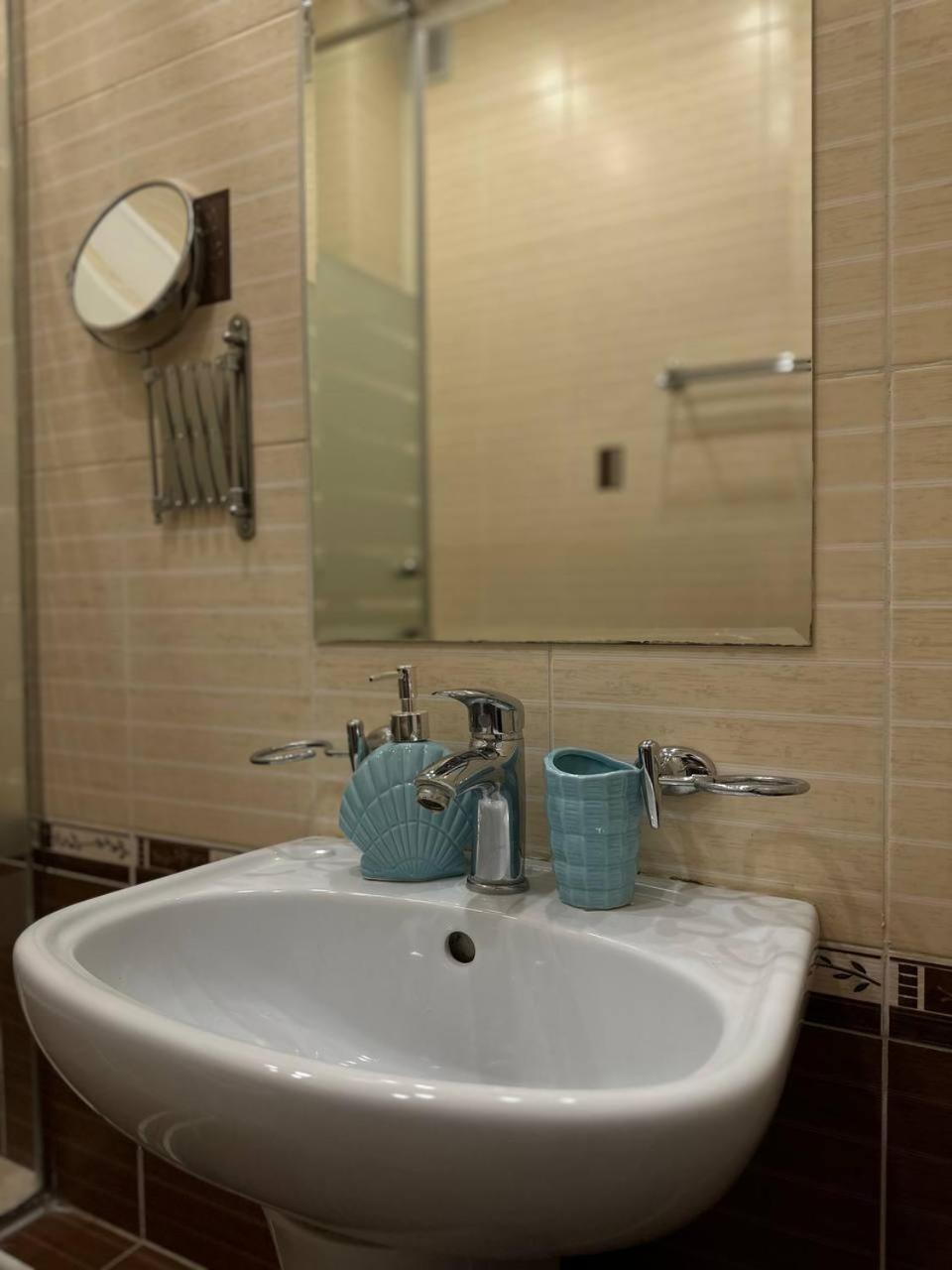 Tanzharyk Hotel Aktobe Exteriér fotografie