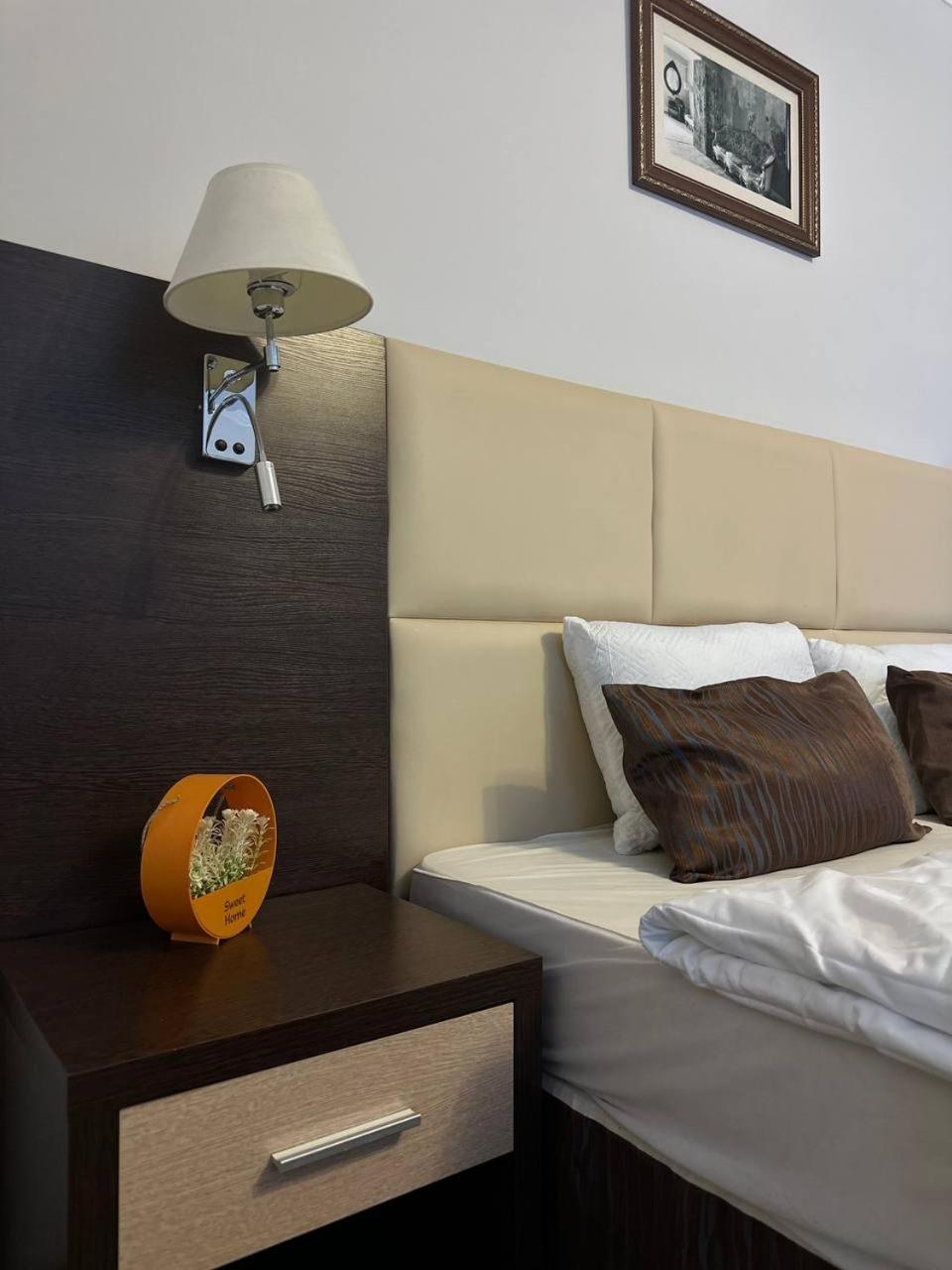 Tanzharyk Hotel Aktobe Exteriér fotografie