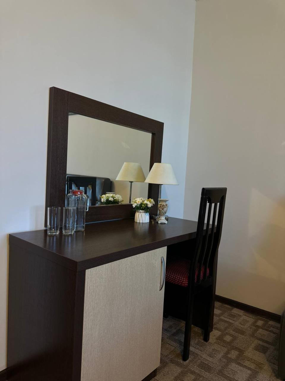Tanzharyk Hotel Aktobe Exteriér fotografie